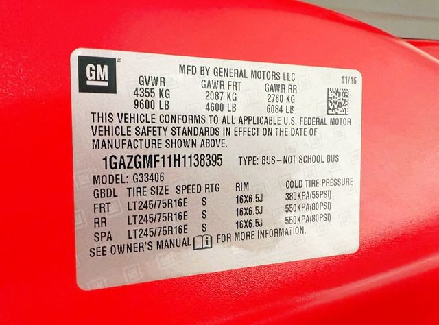 2017 Chevrolet Express Passenger RWD 3500 135" LT w/1LT - 22916351 - 42