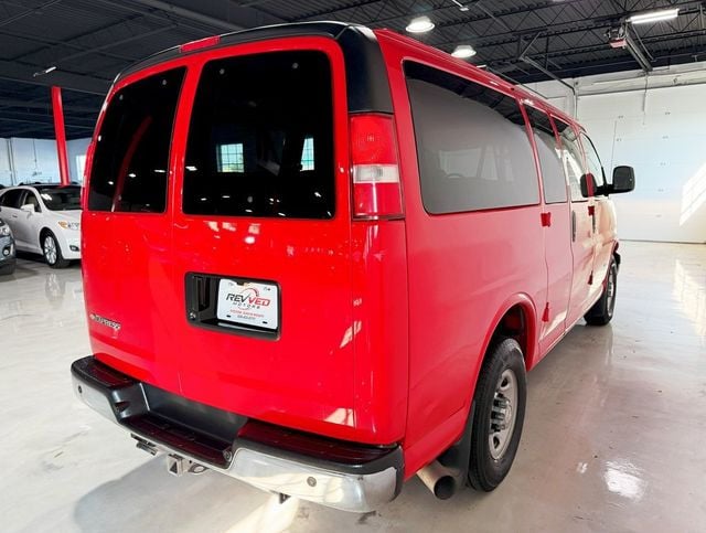 2017 Chevrolet Express Passenger RWD 3500 135" LT w/1LT - 22916351 - 6