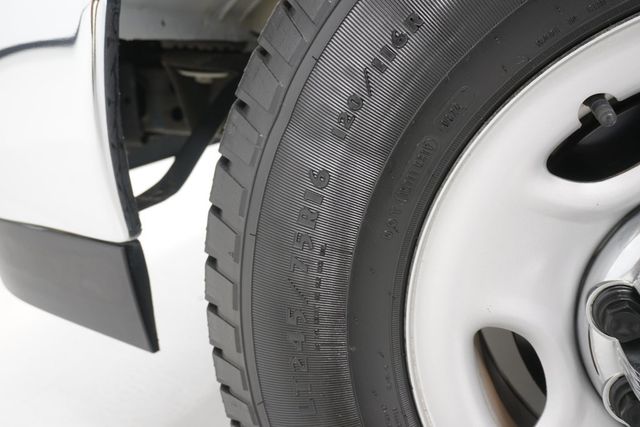 2017 Chevrolet Express Passenger RWD 3500 155" LT w/1LT - 23001698 - 22