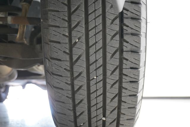 2017 Chevrolet Express Passenger RWD 3500 155" LT w/1LT - 23001698 - 23