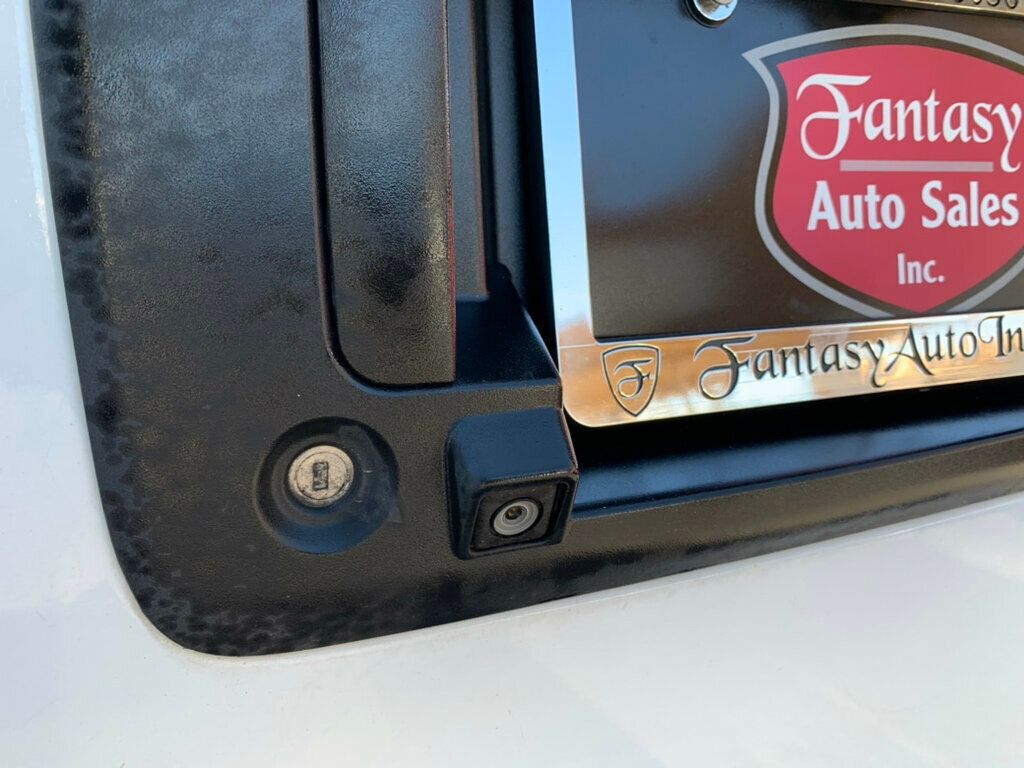 2017 Chevrolet Express Passenger RWD 3500 155" LT w/1LT - 22979026 - 32