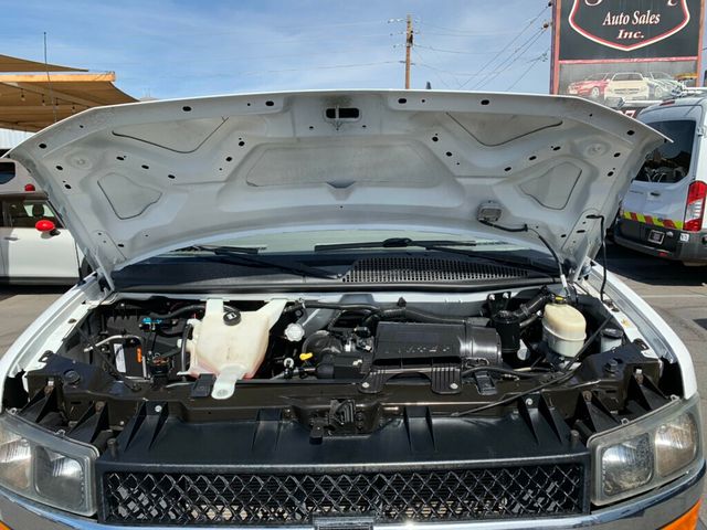 2017 Chevrolet Express Passenger RWD 3500 155" LT w/1LT Passenger - 22989344 - 38