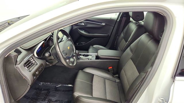 2017 Chevrolet Impala 4dr Sedan 1LT w/ Upgraded 3.6L V6 Engine & Convenience Pkg - 23081825 - 17