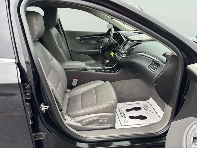 2017 Chevrolet Impala 4dr Sedan LT w/1LT - 23043556 - 19