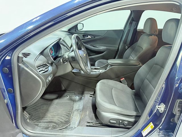 2017 Chevrolet Malibu 4dr Sedan Hybrid w/1HY - 22953233 - 22