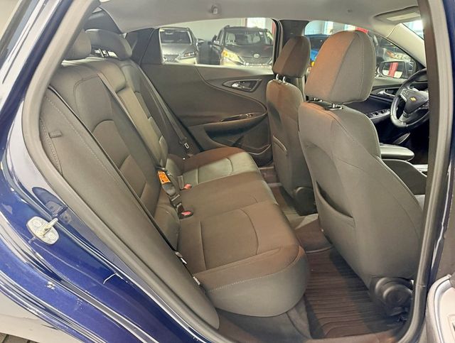 2017 Chevrolet Malibu 4dr Sedan Hybrid w/1HY - 22953233 - 32