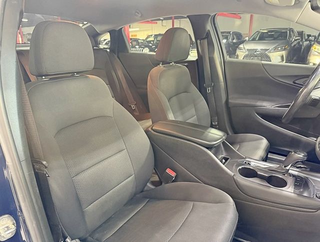 2017 Chevrolet Malibu 4dr Sedan Hybrid w/1HY - 22953233 - 36