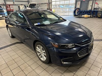 2017 Chevrolet Malibu - 1G1ZE5ST2HF193816