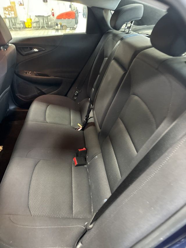 2017 Chevrolet Malibu 4dr Sedan LT w/1LT - 22987866 - 9