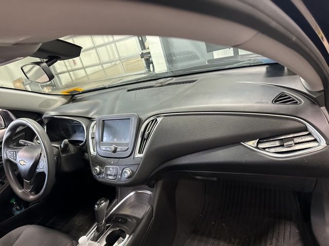 2017 Chevrolet Malibu 4dr Sedan LT w/1LT - 22987866 - 19