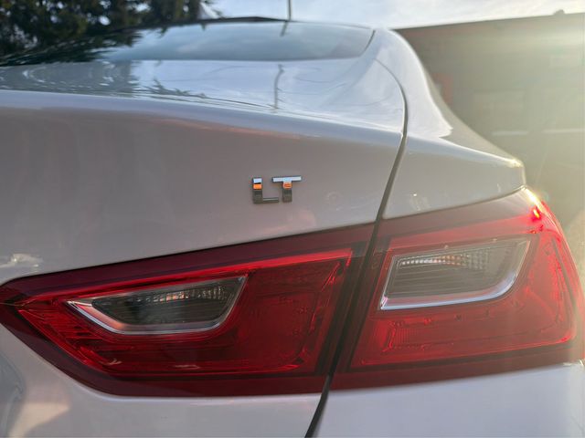 2017 Chevrolet Malibu 4dr Sedan LT w/1LT - 22978679 - 23