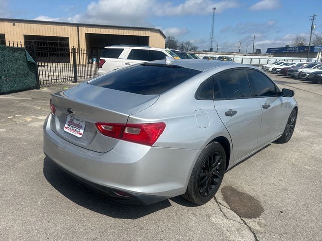 2017 Chevrolet Malibu 4dr Sedan LT w/1LT - 22996039 - 3