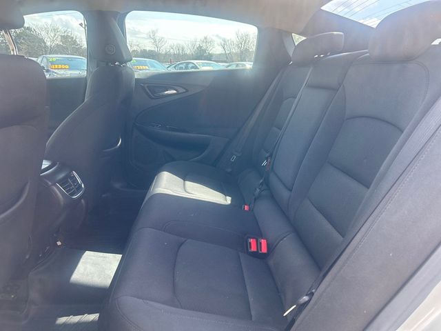 2017 Chevrolet Malibu 4dr Sedan LT w/1LT - 22996039 - 6