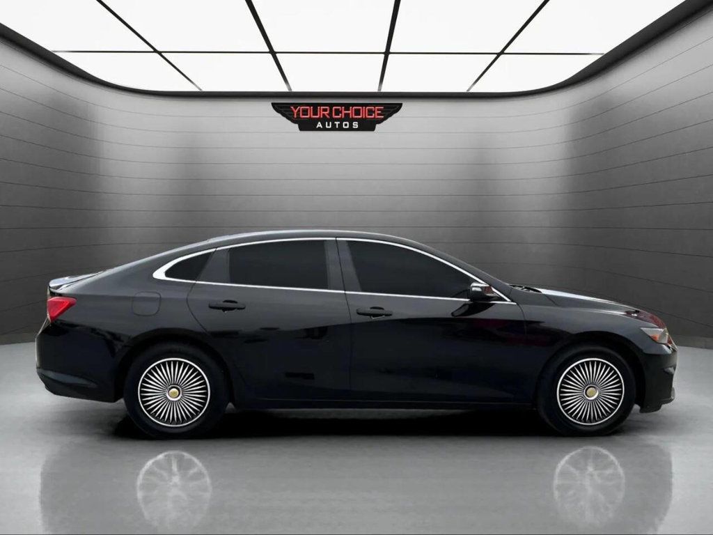 2017 Chevrolet Malibu 4dr Sedan LT w/1LT - 22936435 - 5