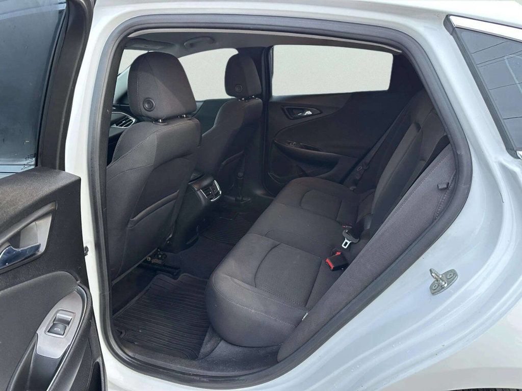 2017 Chevrolet Malibu 4dr Sedan LT w/1LT - 22958713 - 9