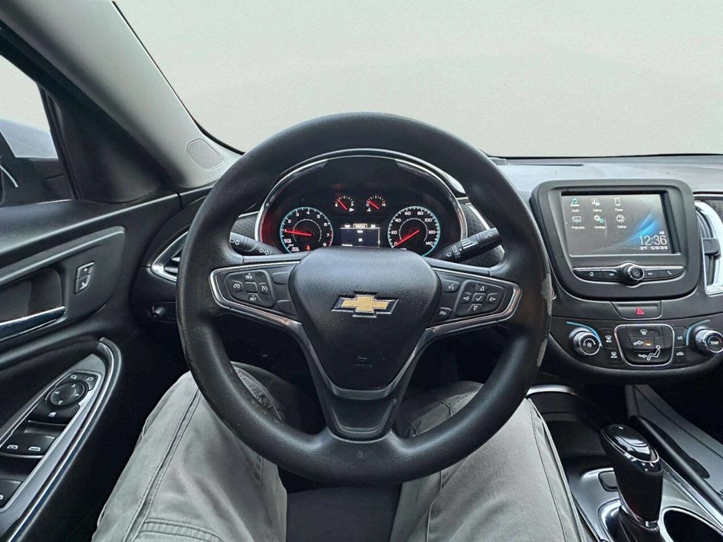 2017 Chevrolet Malibu 4dr Sedan LT w/1LT - 22958713 - 15