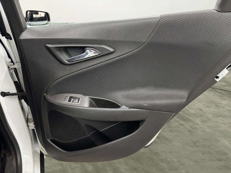 2017 Chevrolet Malibu 4dr Sedan LT w/1LT - 22960694 - 15