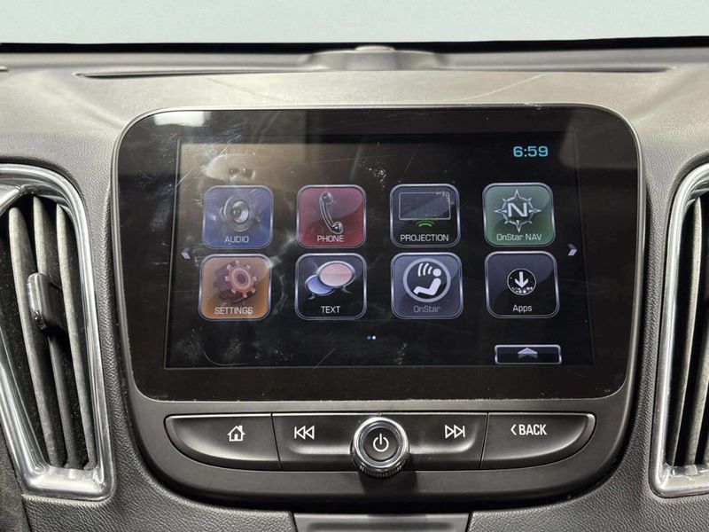 2017 Chevrolet Malibu 4dr Sedan LT w/1LT - 22960694 - 23