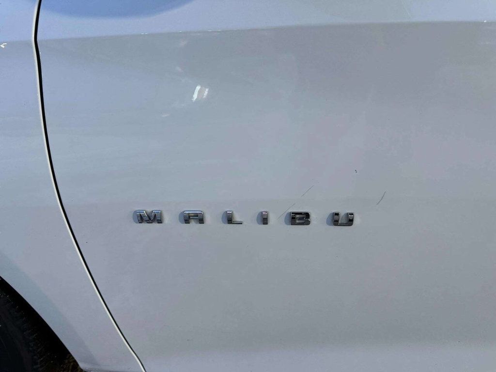 2017 Chevrolet Malibu 4dr Sedan LT w/1LT - 22974787 - 8