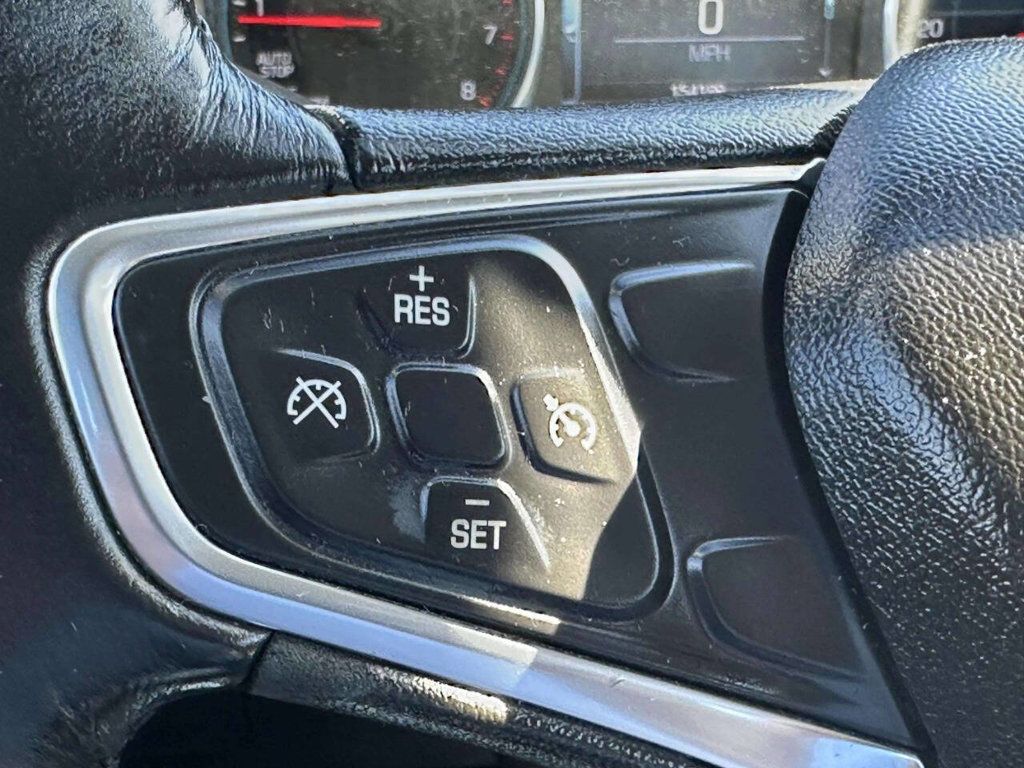 2017 Chevrolet Malibu 4dr Sedan LT w/1LT - 22989537 - 29