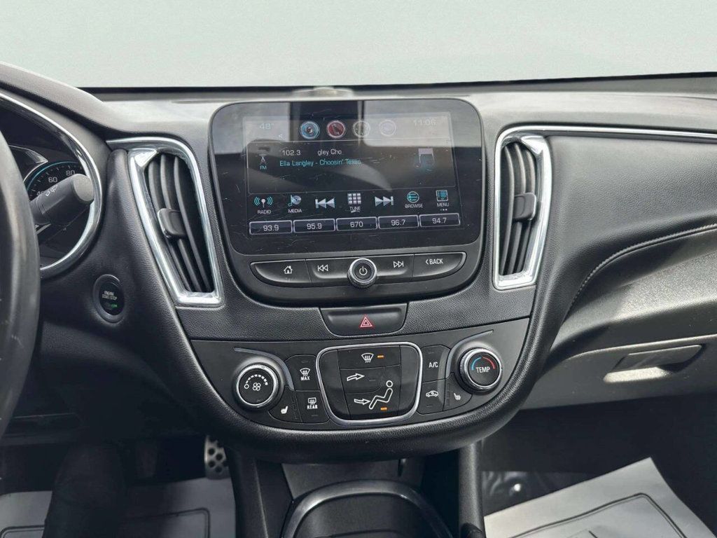 2017 Chevrolet Malibu 4dr Sedan LT w/1LT - 23003906 - 26