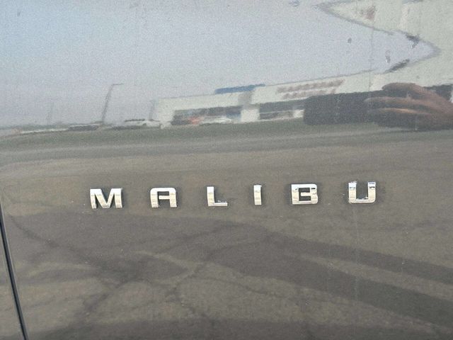 2017 Chevrolet Malibu 4dr Sedan LT w/1LT - 23003906 - 33