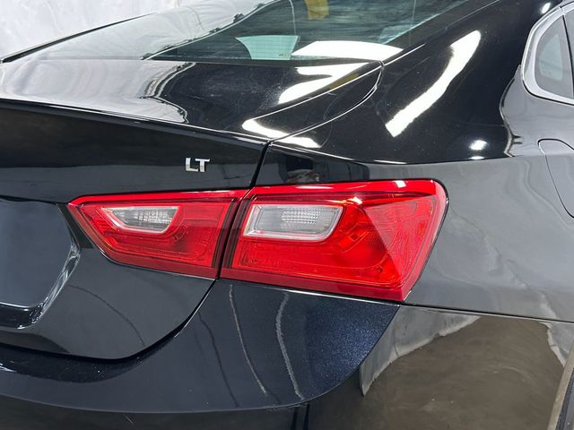 2017 Chevrolet Malibu 4dr Sedan LT w/1LT - 23079564 - 11