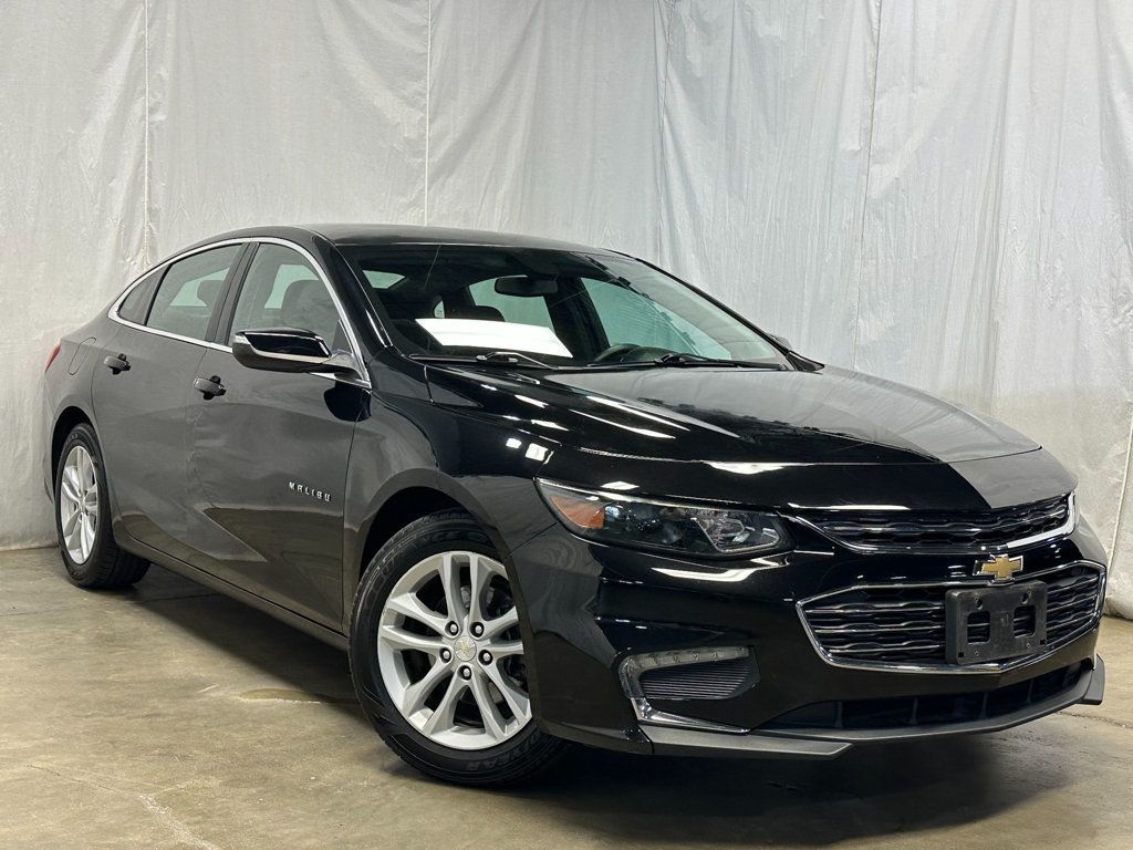 2017 Chevrolet Malibu 4dr Sedan LT w/1LT - 23079564 - 1