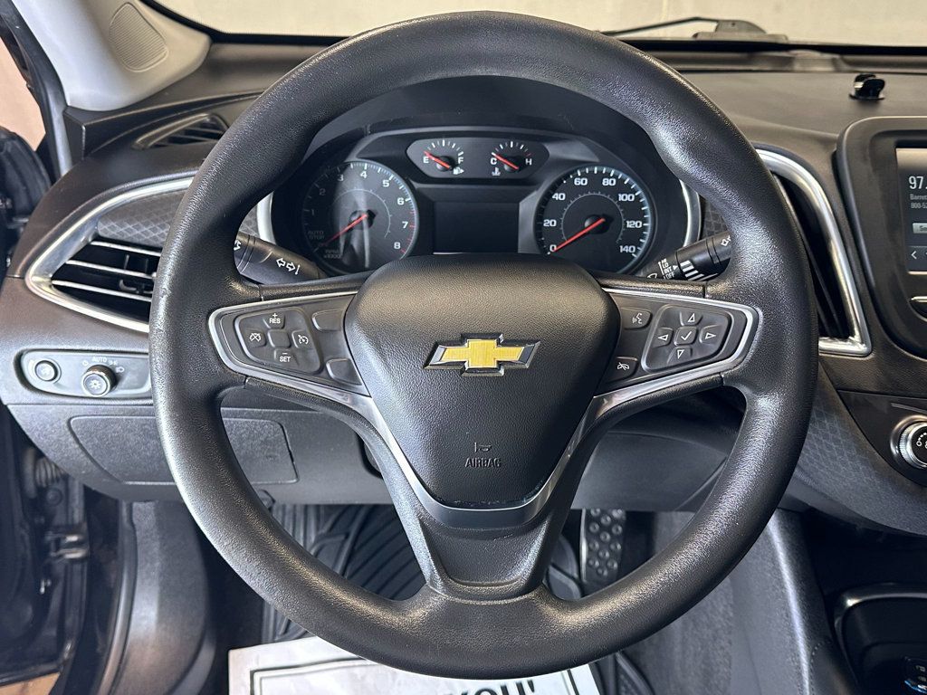 2017 Chevrolet Malibu 4dr Sedan LT w/1LT - 23079564 - 22