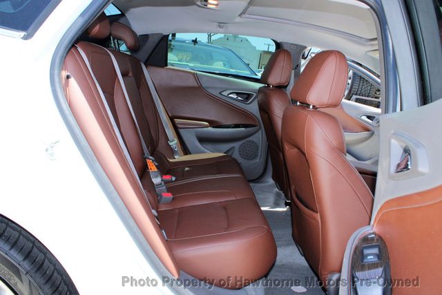 2017 Chevrolet Malibu 4dr Sedan Premier w/2LZ - 23057512 - 11