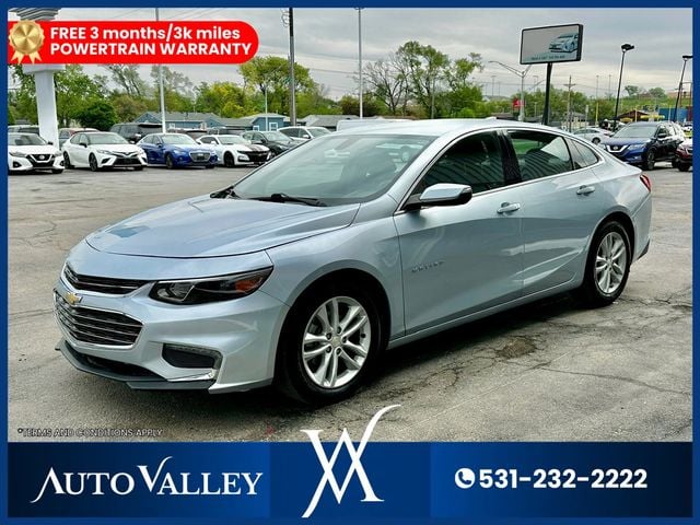 2017 Chevrolet Malibu LT Sedan 4D - 22938992 - 2