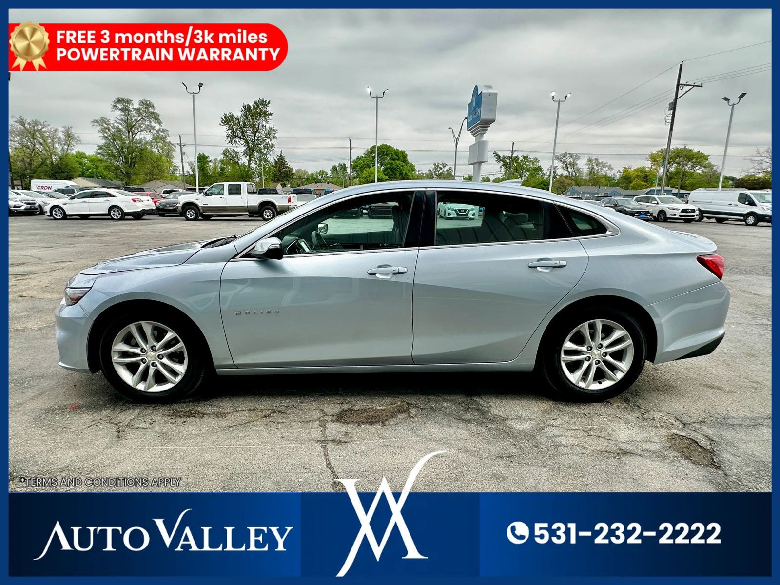 2017 Chevrolet Malibu 1LT photo 4