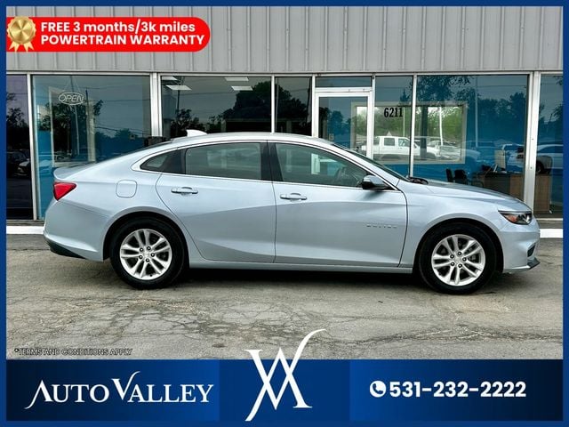 2017 Chevrolet Malibu LT Sedan 4D - 22938992 - 7