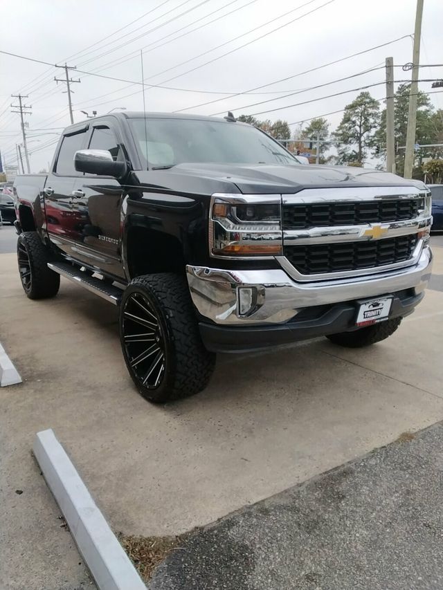 2017 Chevrolet Silverado 1500 2WD Crew Cab 143.5" LT w/1LT - 22947061 - 5