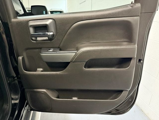 2017 Chevrolet Silverado 1500 2WD Crew Cab 153.0" LT w/1LT - 22859211 - 31