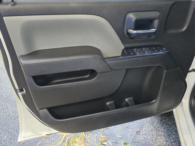 2017 Chevrolet Silverado 1500 2WD Double Cab 143.5" Custom - 23056519 - 20