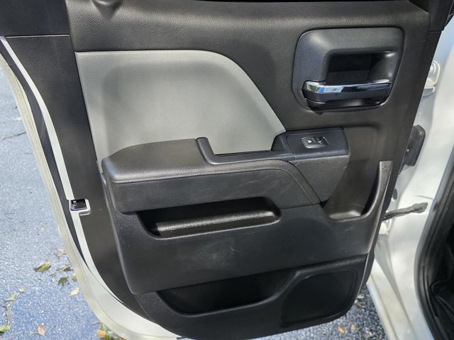 2017 Chevrolet Silverado 1500 2WD Double Cab 143.5" Custom - 23056519 - 21
