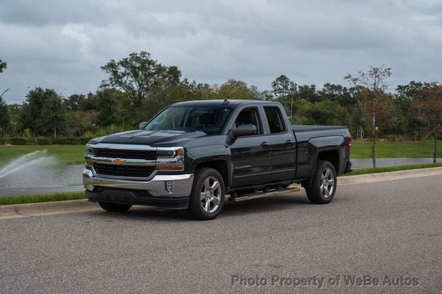 Used 2017 Chevrolet Silverado 1500 LT with VIN 1GCRCREC5HZ209103 for sale in Riverhead, NY