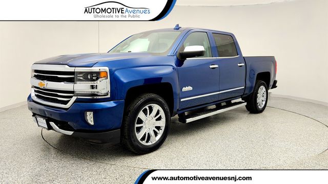 2017 Chevrolet Silverado 1500 4WD Crew Cab 143.5'' High Country with 6.2L EcoTec3V8 Engine - 22969003 - 0