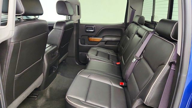 2017 Chevrolet Silverado 1500 4WD Crew Cab 143.5'' High Country with 6.2L EcoTec3V8 Engine - 22969003 - 24