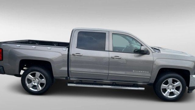 2017 Chevrolet Silverado 1500 4WD Crew Cab 143.5" LT w/1LT - 22990560 - 5