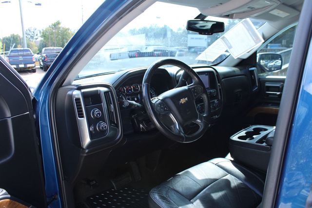 2017 Chevrolet Silverado 1500 4WD Crew Cab 143.5" LTZ w/1LZ - 23066976 - 13