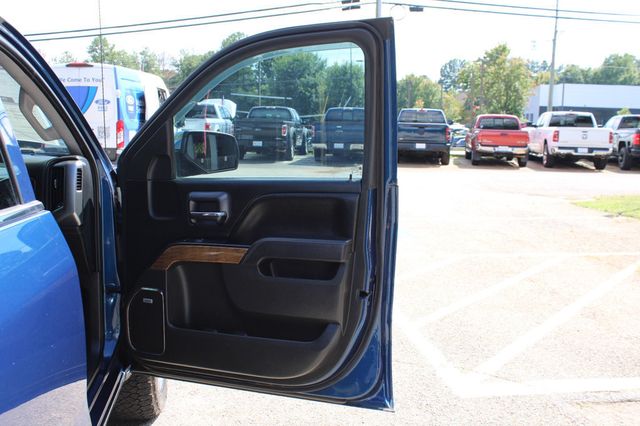 2017 Chevrolet Silverado 1500 4WD Crew Cab 143.5" LTZ w/1LZ - 23066976 - 25