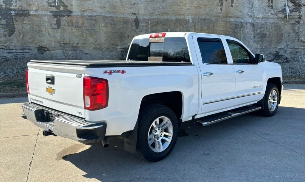 2017 Chevrolet Silverado 1500 4WD Crew Cab 143.5" LTZ w/1LZ - 22758816 - 6