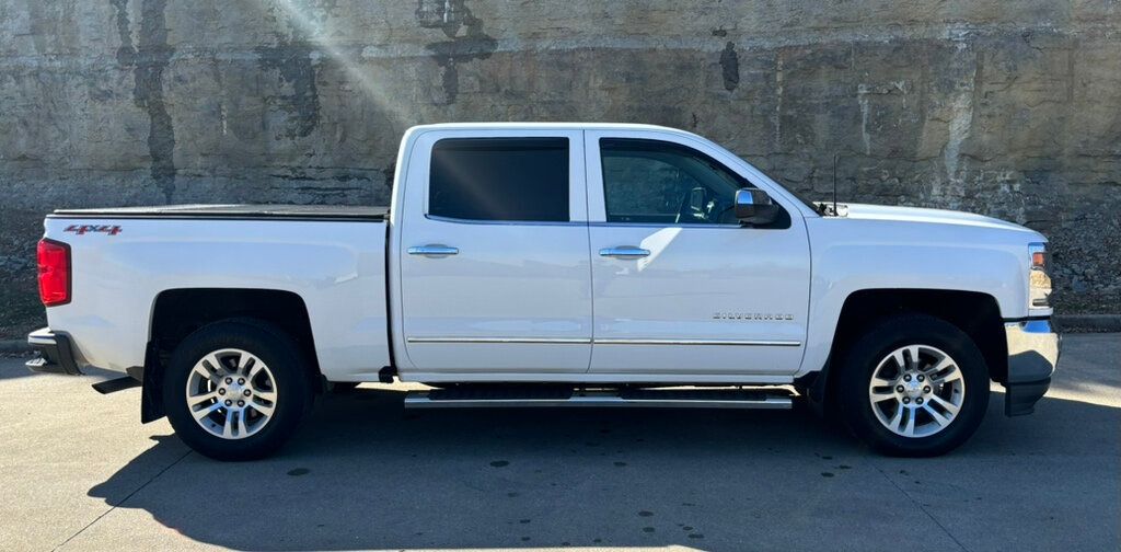 2017 Chevrolet Silverado 1500 4WD Crew Cab 143.5" LTZ w/1LZ - 22758816 - 7