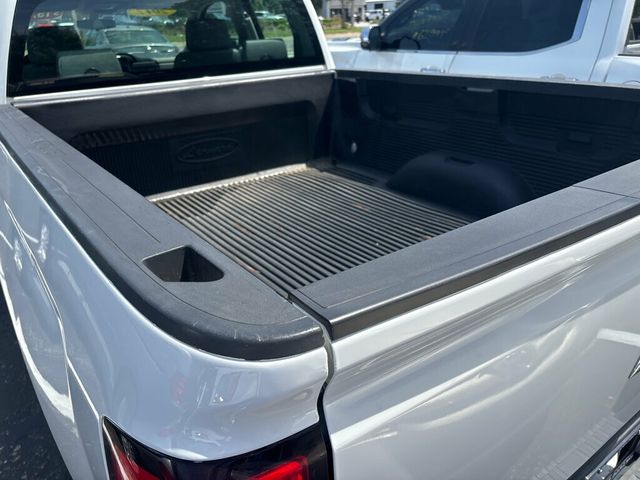 2017 Chevrolet Silverado 1500 4WD Crew Cab 143.5" Work Truck - 22878330 - 12