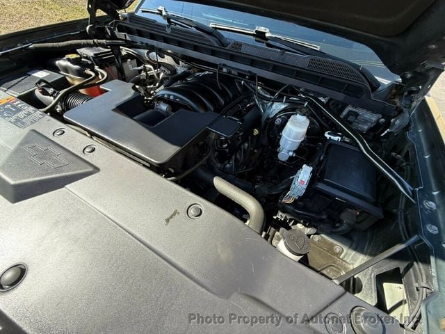 2017 Chevrolet Silverado 1500 4WD Crew Cab 153.0" High Country/High Desert Package - 22995759 - 33