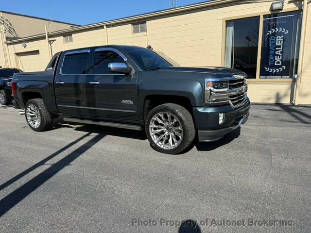 2017 Chevrolet Silverado 1500 4WD Crew Cab 153.0" High Country/High Desert Package - 22995759 - 37