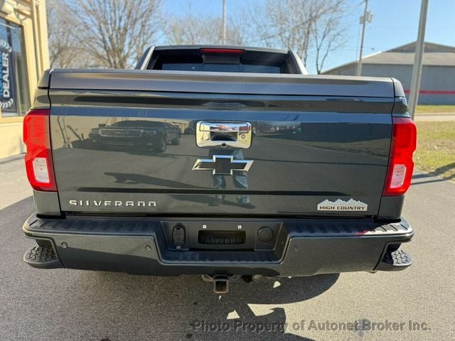 2017 Chevrolet Silverado 1500 4WD Crew Cab 153.0" High Country/High Desert Package - 22995759 - 6