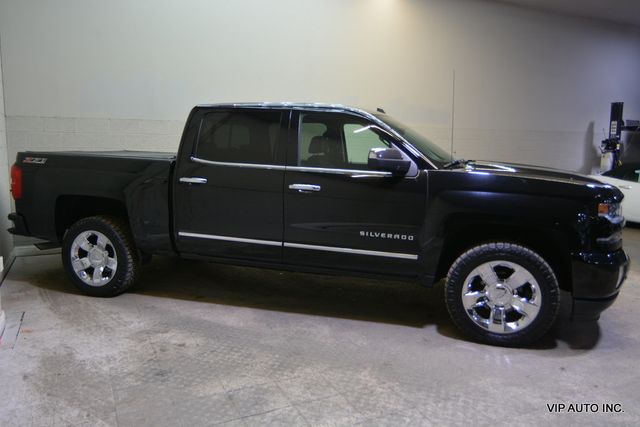 2017 Chevrolet Silverado 1500 4WD Crew Cab 153.0" LTZ w/2LZ - 22966082 - 26